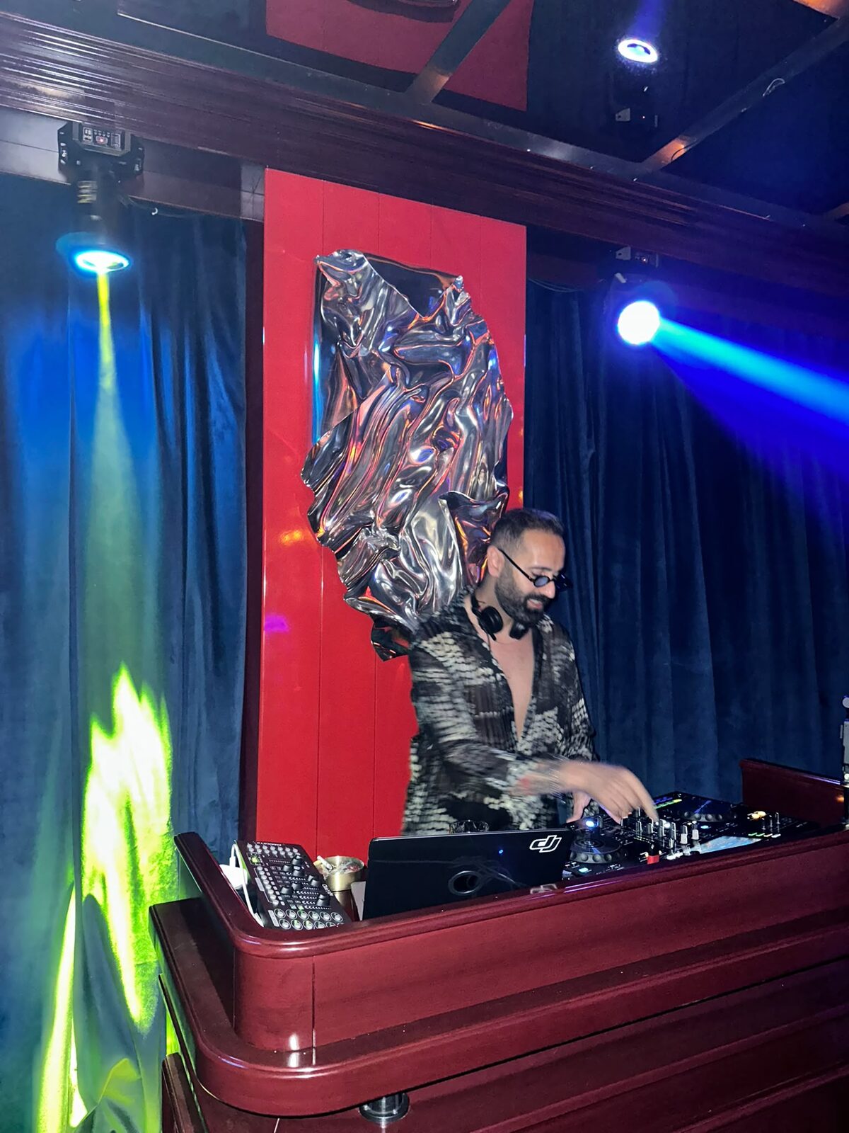 Scap Club DJ performansı